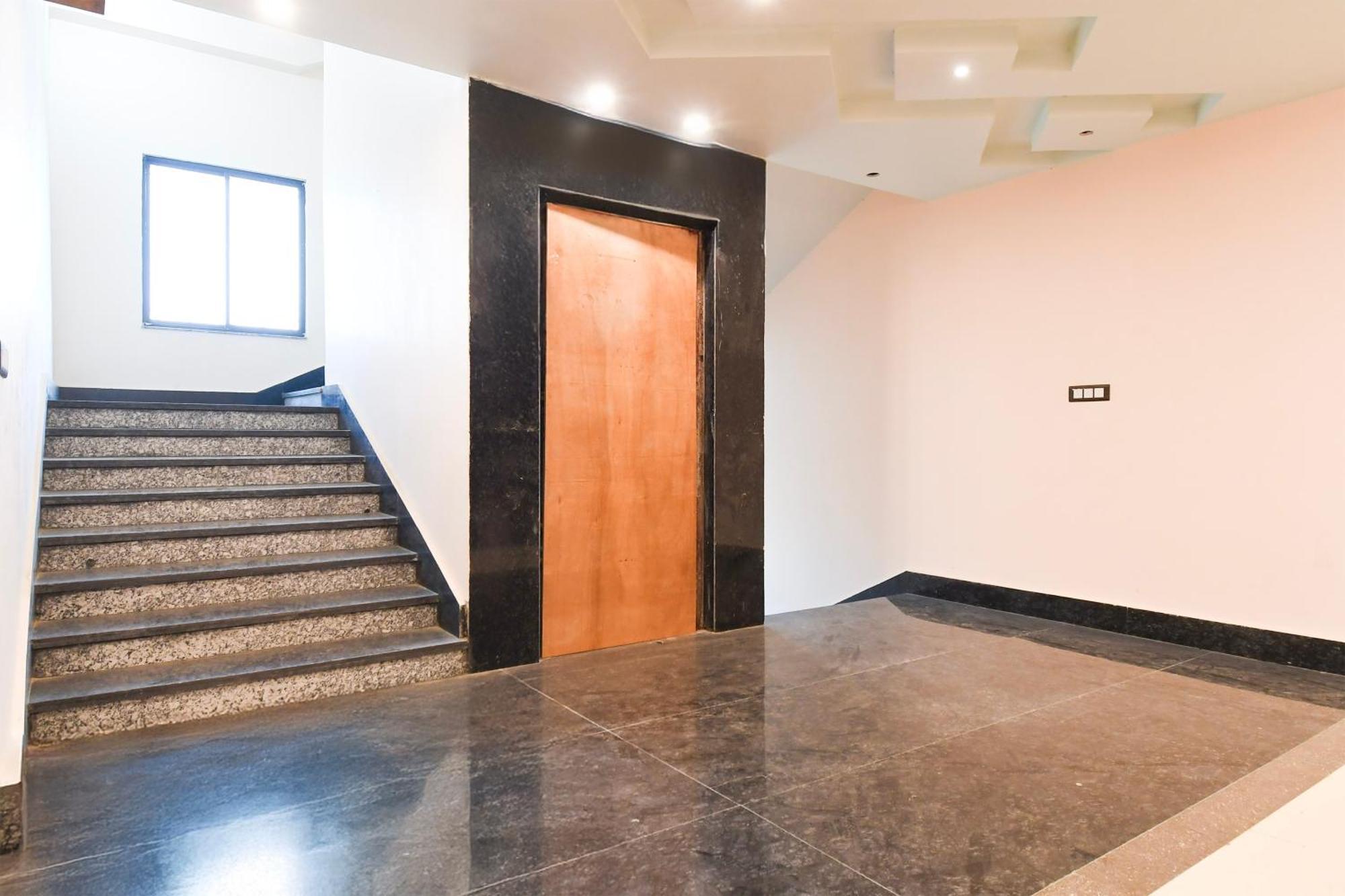 Hotel O Nilmadhab International Tarapith Εξωτερικό φωτογραφία